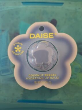 Daise Coconut Breeze Hydrating Lip Balm - Blue